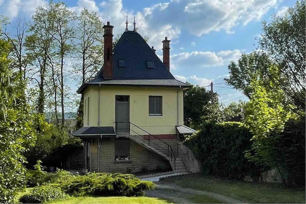 Maison Independante La Quietas Sur Les Hauteurs De Sedan Eksteriør bilde